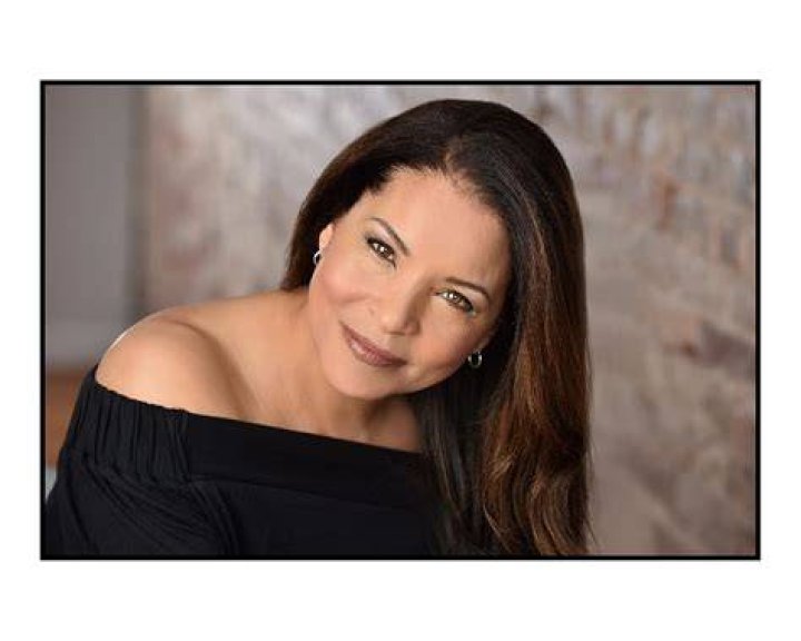 A Journey Into the Extraordinary: The Traci Wolfe Biography