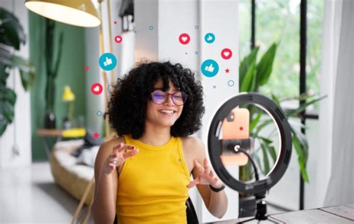 Brook Monk: The Rising Star of Social Media Influencers