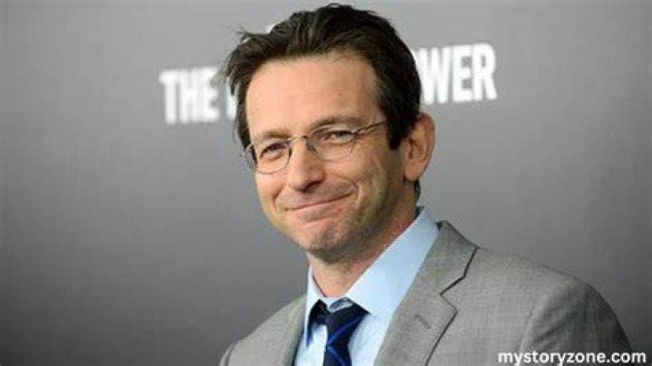 Dan Futterman Net Worth: A Deep Dive into His Career and Achievements