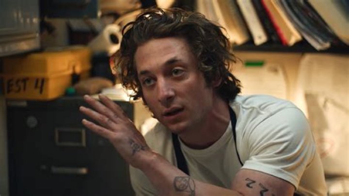 Height of Jeremy Allen: Uncovering the Stats