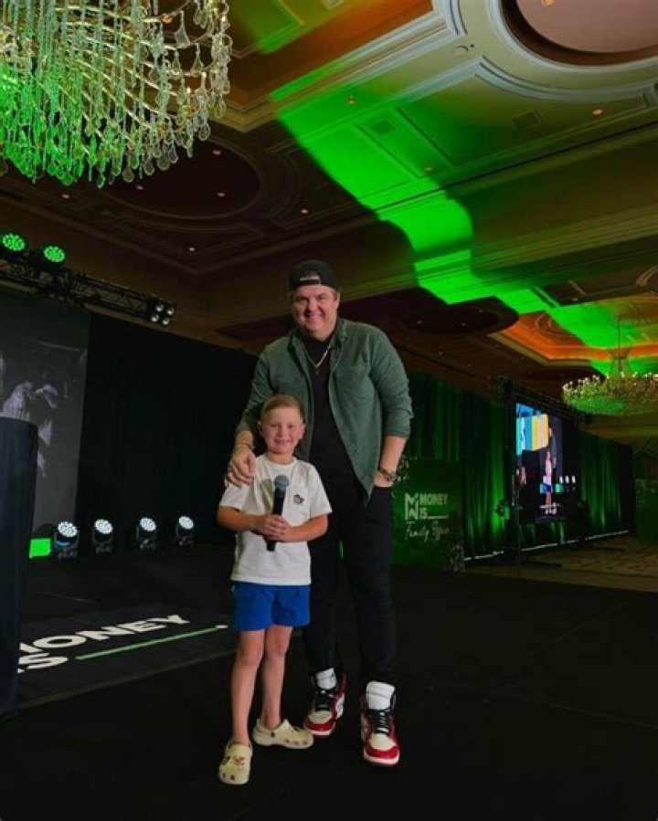 Hunter and Devin Cordle: Analyzing Their Net Worth and Influence