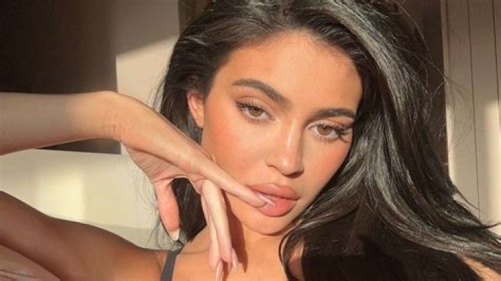 Kylie Jenner Hot: The Rise of a Beauty Icon