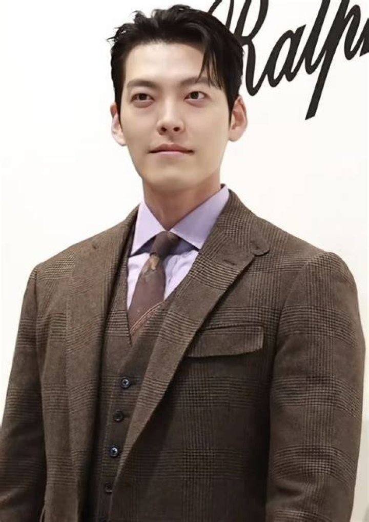 Shin Jae-eun: A Rising Star in the Korean Entertainment Industry
