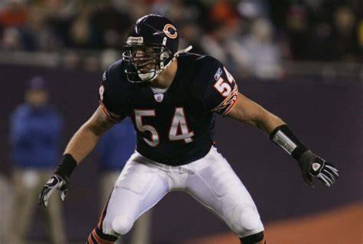 The Astounding Brian Urlacher Net Worth: Insights and Earnings