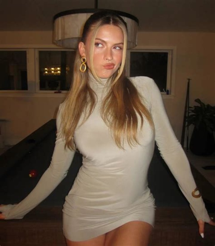 Xandra Pohl: The Rising Star of Sports Illustrated